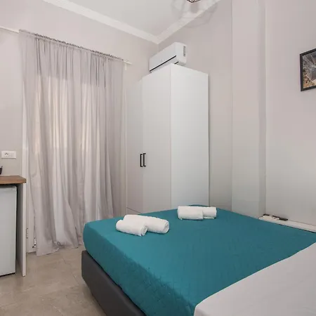 5 Keys Apartment