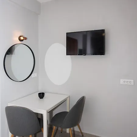 5 Keys Zakynthos Town